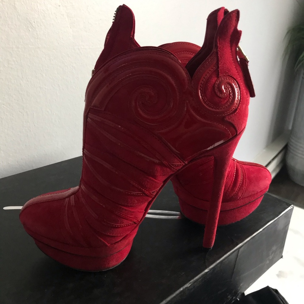 Bootie - Picture 3 of 5